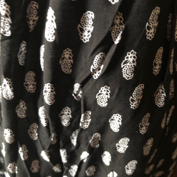 Woman’s Beautiful Boho Skirt - Picture 4 of 7